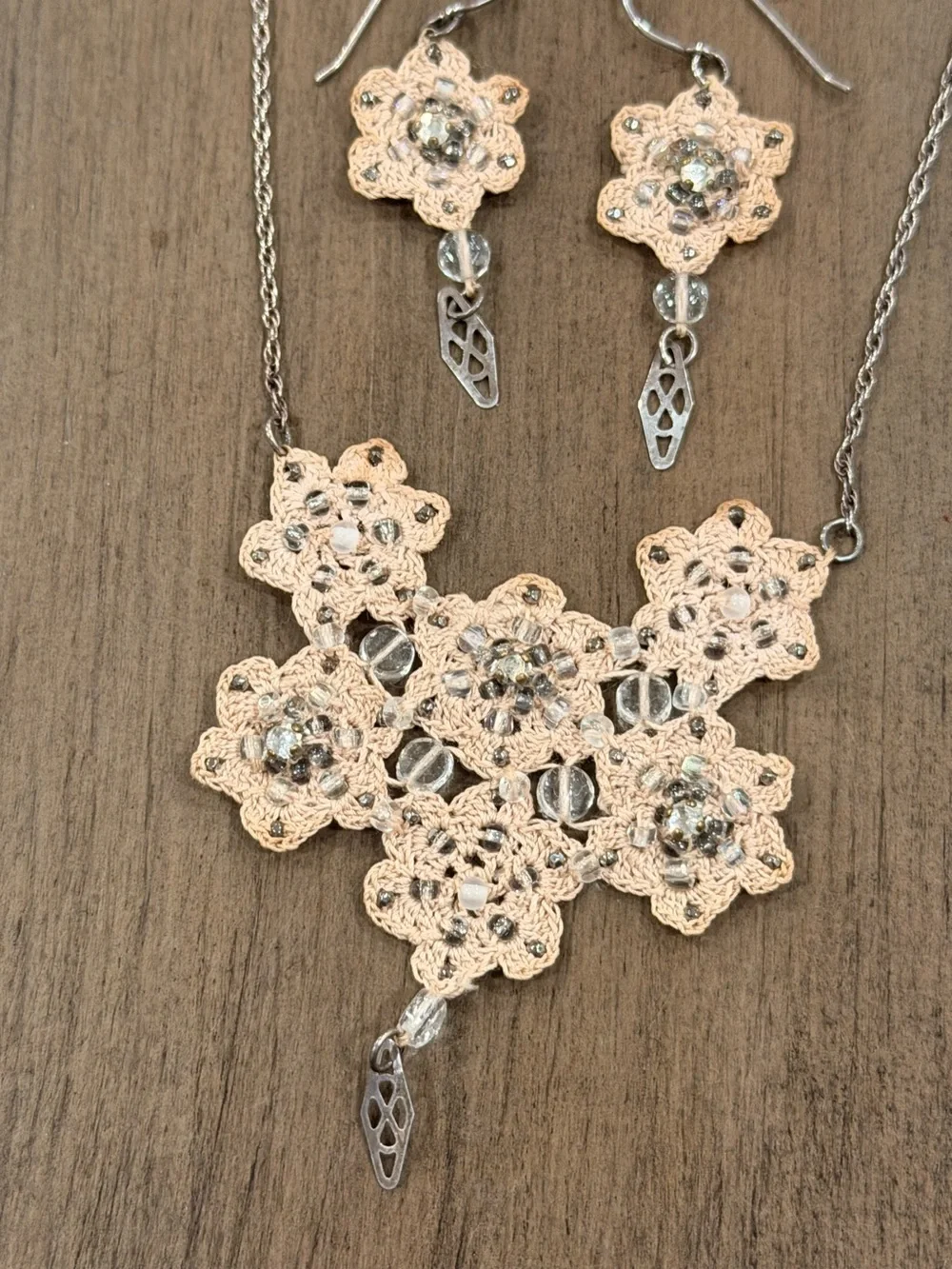 Delicate Cream Crochet Lace Floral Necklace & Earrings Set Vintage Style #
